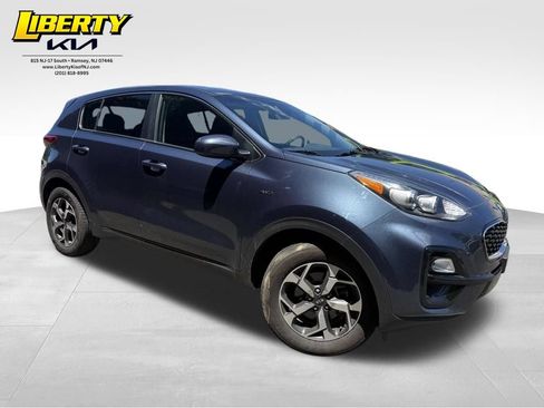Used 2022 Kia Sportage LX AWD/4WD image 1