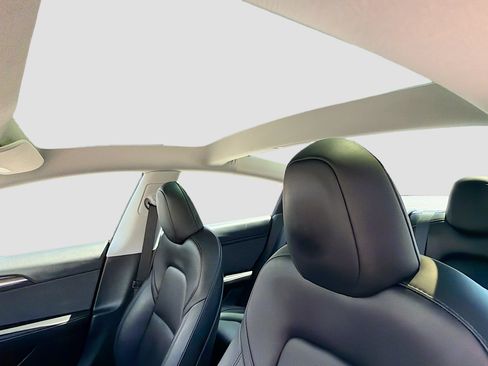 Used 2023 Tesla Model 3 Standard Range RWD image 26