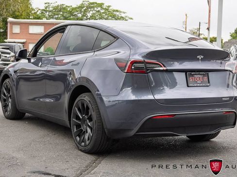 Used 2023 Tesla Model Y Long Range AWD/4WD image 15