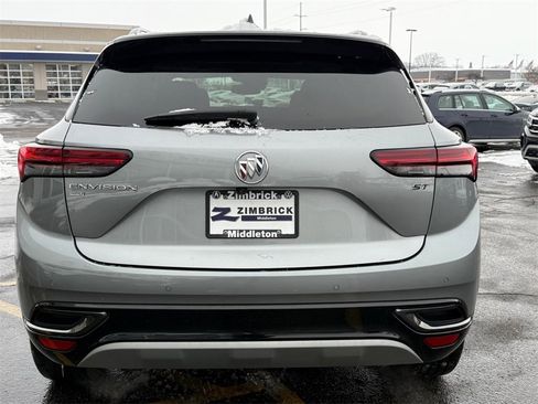 Used 2023 Buick Envision Essence w/ Sport Touring Package image 4