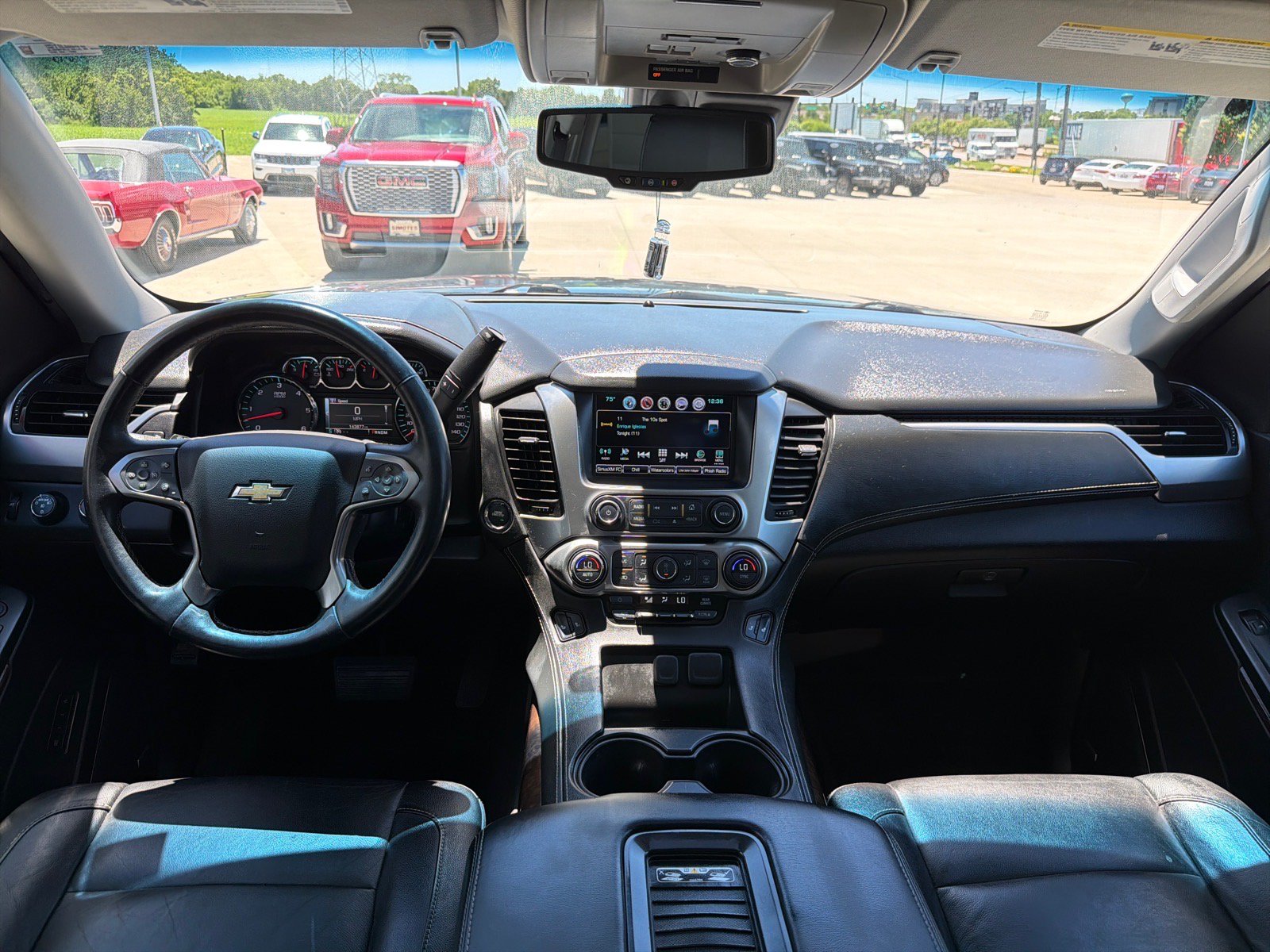 Used 2016 Chevrolet Suburban LT AWD/4WD image 30