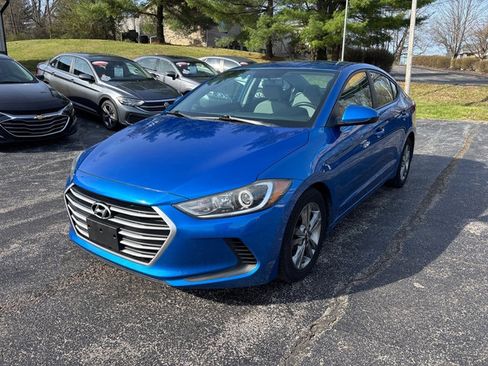 Used 2018 Hyundai Elantra SEL FWD image 2
