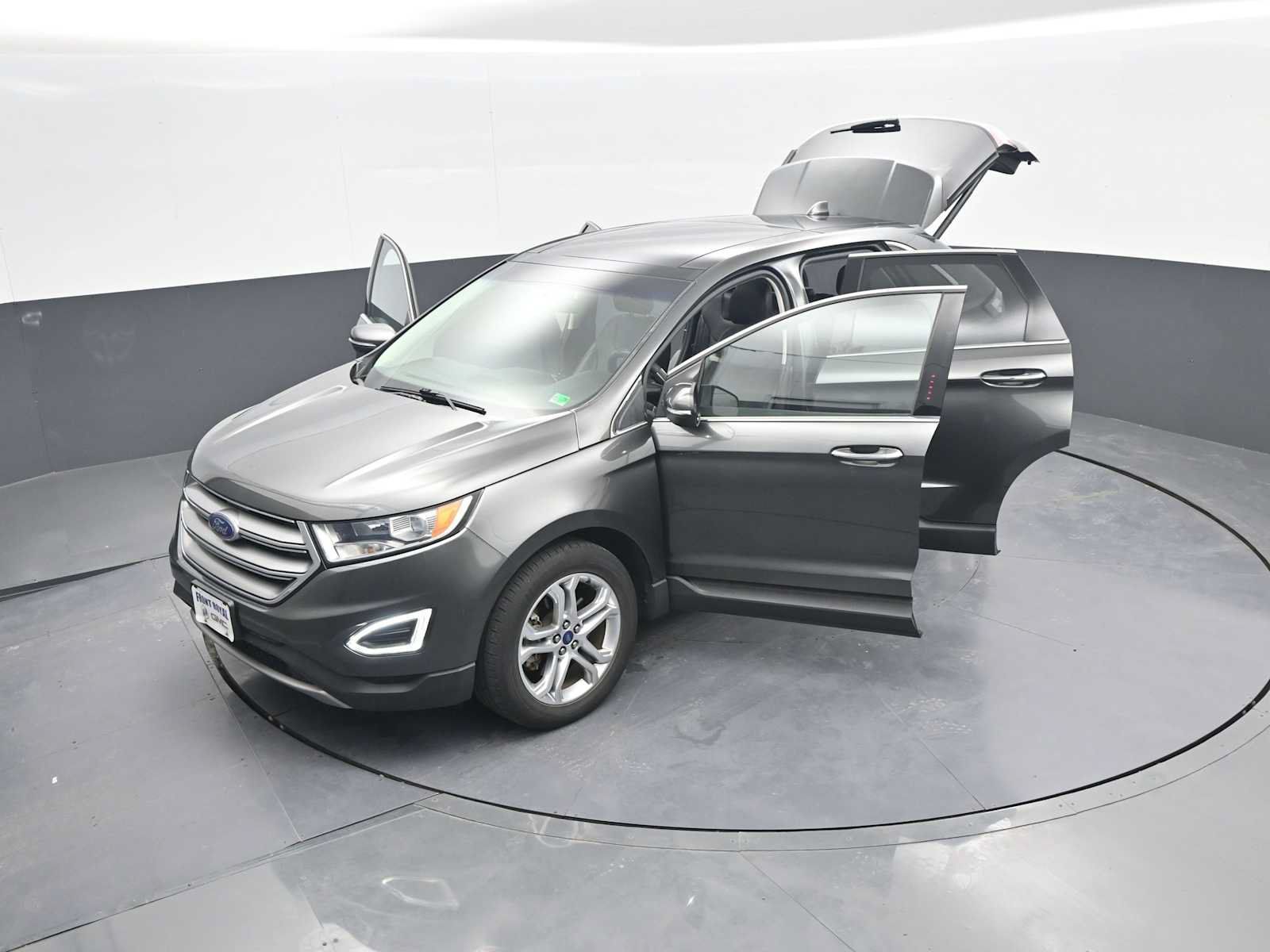 Used 2018 Ford Edge Titanium w/ Equipment Group 301A AWD/4WD image 51