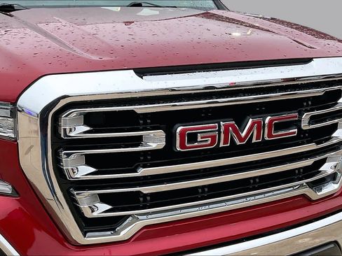 Used 2022 GMC Sierra 1500 SLT AWD/4WD image 28