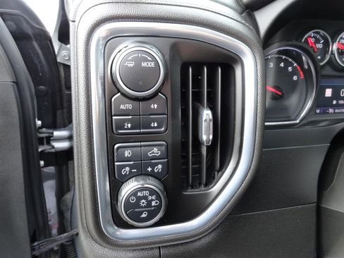 Used 2022 Chevrolet Silverado 1500 LTZ w/ LTZ Premium Package image 11