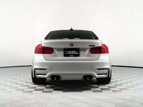Used 2018 BMW M3 RWD image 21