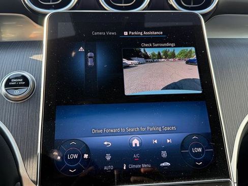Used 2025 Mercedes-Benz GLC 300 image 27