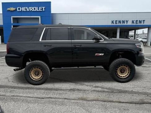 Used 2019 Chevrolet Tahoe LS AWD/4WD image 3