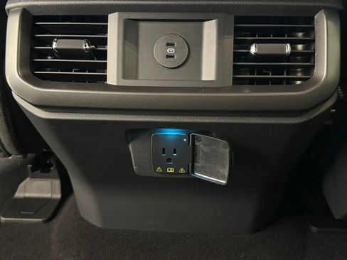 New 2025 Ford F150 Lariat w/ Equipment Group 501A Mid image 29