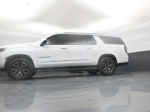 Used 2022 Chevrolet Suburban Z71 image 46