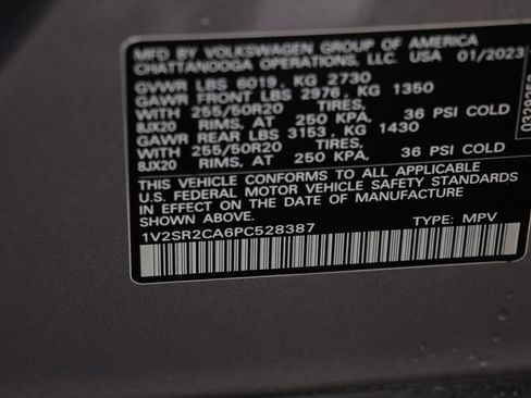 Certified 2023 Volkswagen Atlas SEL R-Line AWD/4WD image 24