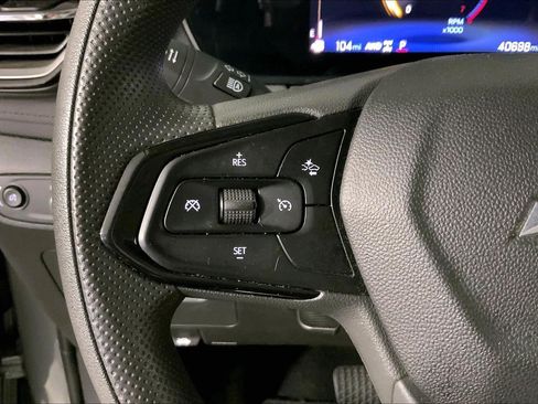 Used 2025 Chevrolet TrailBlazer LT AWD/4WD image 18