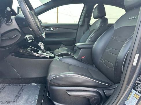 Used 2022 Kia Forte GT-Line w/ GT-Line Premium Package FWD image 10