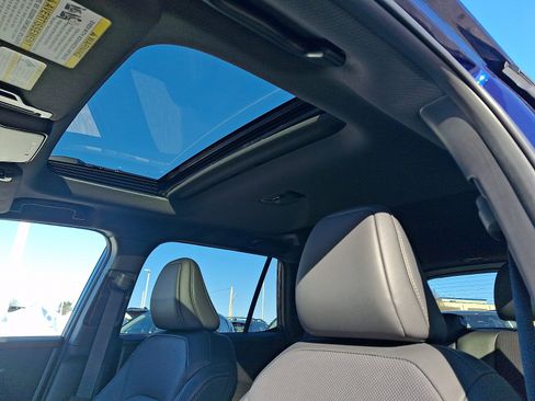 New 2026 Subaru Outback Limited AWD/4WD image 10