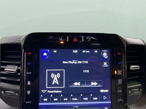 Used 2020 RAM 1500 Limited AWD/4WD image 19