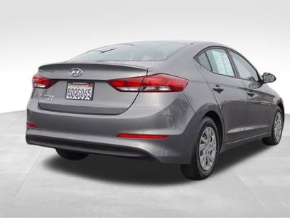 Used 2018 Hyundai Elantra SE