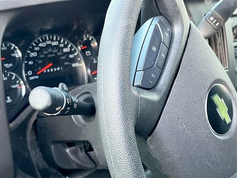 Used 2025 Chevrolet Express 2500 Extended w/ Driver Convenience Package RWD image 10
