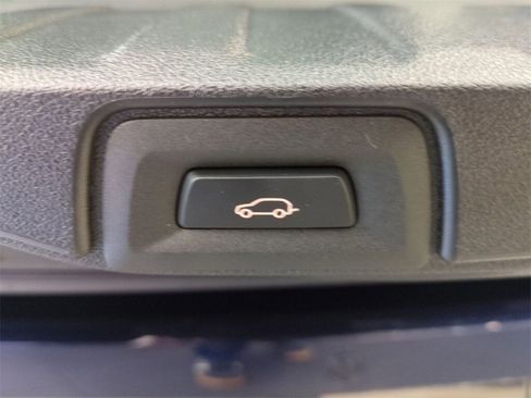 New 2026 BMW X5 xDrive40i w/ M Sport Package image 24