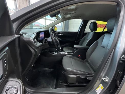 Used 2024 Buick Encore GX Preferred FWD image 11