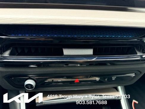 Used 2025 BMW 330i Sedan RWD image 20