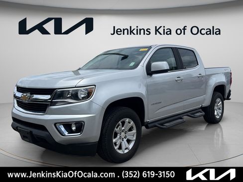 Used 2020 Chevrolet Colorado LT w/ LPO, Premium Interior Package AWD/4WD image 7