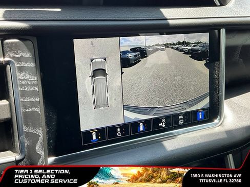 Used 2022 GMC Yukon Denali RWD image 34