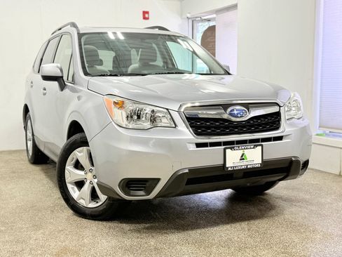 Used 2015 Subaru Forester 2.5i Premium image 3