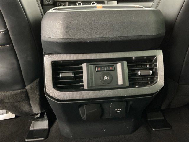 Used 2024 Ford F350 Platinum AWD/4WD image 31