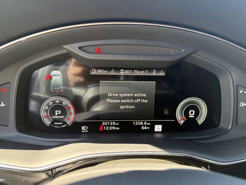 Used 2021 Audi Q7 3.0T Prestige image 12