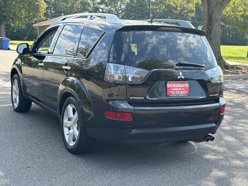 Used 2007 Mitsubishi Outlander XLS image 8