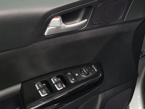 Used 2021 Kia Sportage EX FWD image 21