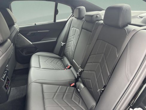 Used 2026 BMW 530i image 28