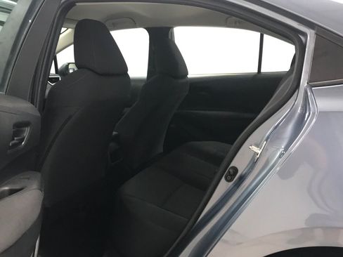 Used 2022 Toyota Corolla LE FWD image 11