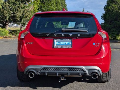 Used 2015 Volvo V60 T6 R-Design Platinum image 6