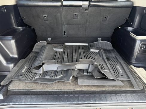 Used 2015 Toyota 4Runner Limited AWD/4WD image 32