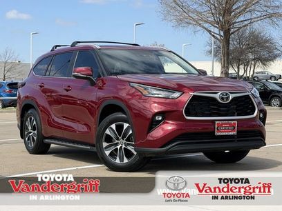 Certified 2025 Toyota Highlander XLE