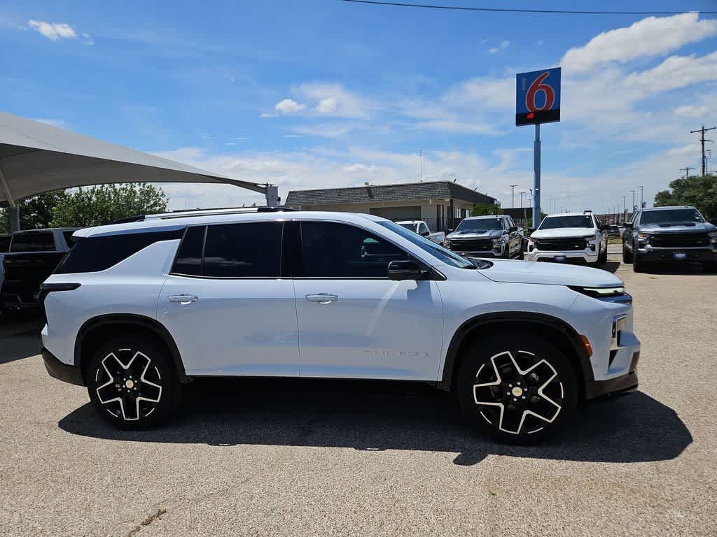New 2026 Chevrolet Traverse High Country FWD image 9