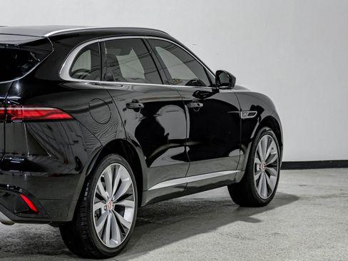 Used 2021 Jaguar F-PACE R-Dynamic S AWD/4WD image 13