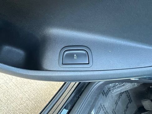 Used 2024 Chevrolet Traverse RS w/ LPO, Floor Liner Package FWD image 25
