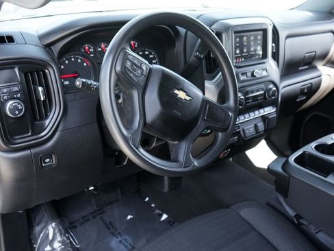 Used 2025 Chevrolet Silverado 2500 Custom w/ Custom Value Package RWD image 18