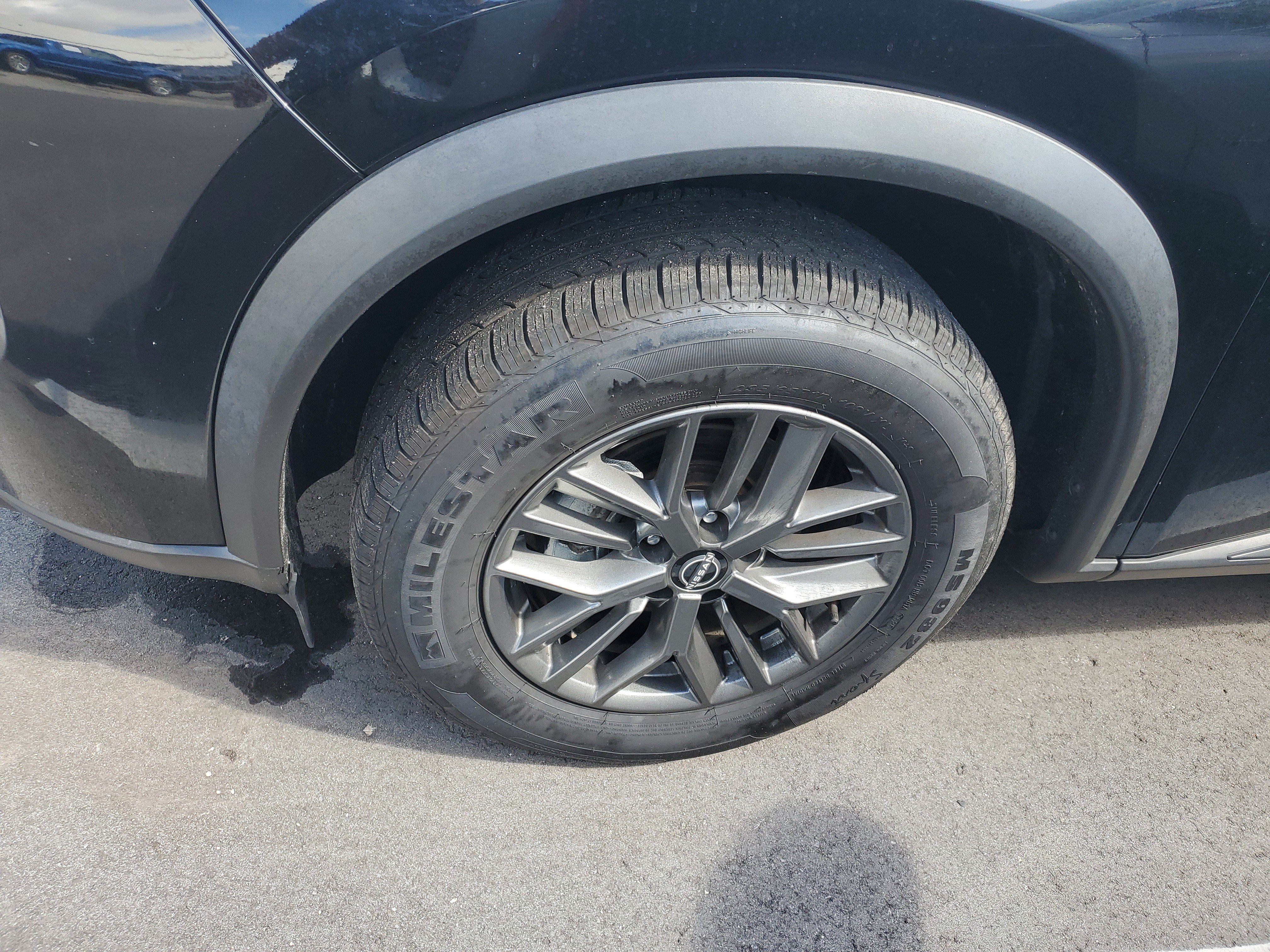 Used 2024 Nissan Rogue S FWD image 5