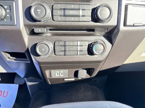 Used 2018 Ford F150 XLT image 32