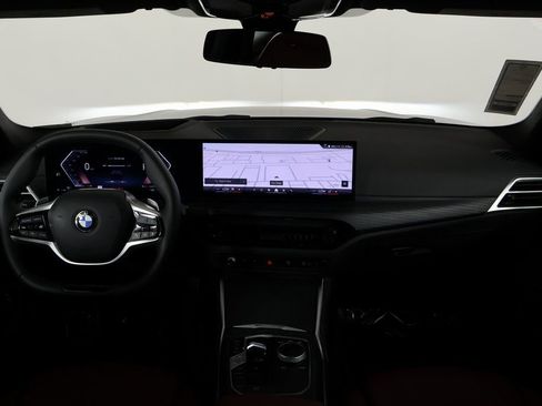 Used 2025 BMW 330i Sedan w/ Premium Package image 8