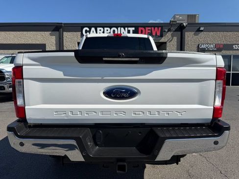 Used 2017 Ford F250 Lariat w/ Lariat Ultimate Package AWD/4WD image 5