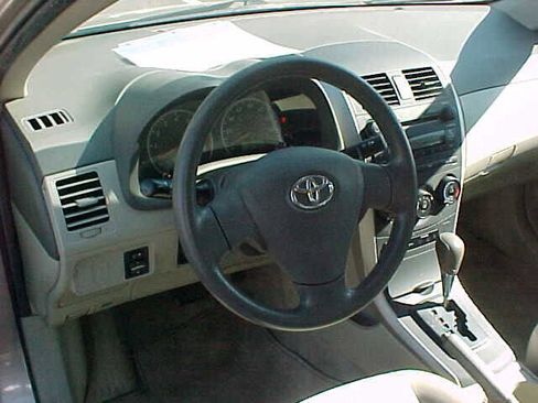 Used 2009 Toyota Corolla LE w/ All Weather Guard Pkg image 13