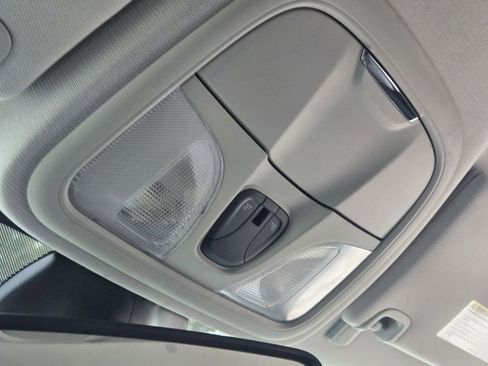 Used 2022 Jeep Cherokee Latitude Lux image 31