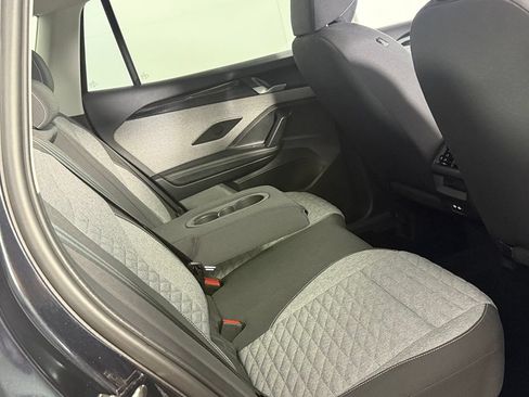 Used 2026 Volkswagen Tiguan S FWD image 27