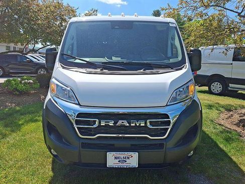 Used 2025 RAM ProMaster 2500 w/ U-Haul Equipment Group FWD image 18