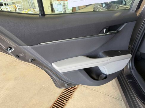 Used 2024 Toyota Camry LE AWD/4WD image 23