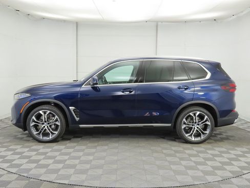 Certified 2026 BMW X5 sDrive40i w/ Climate Comfort Package image 9